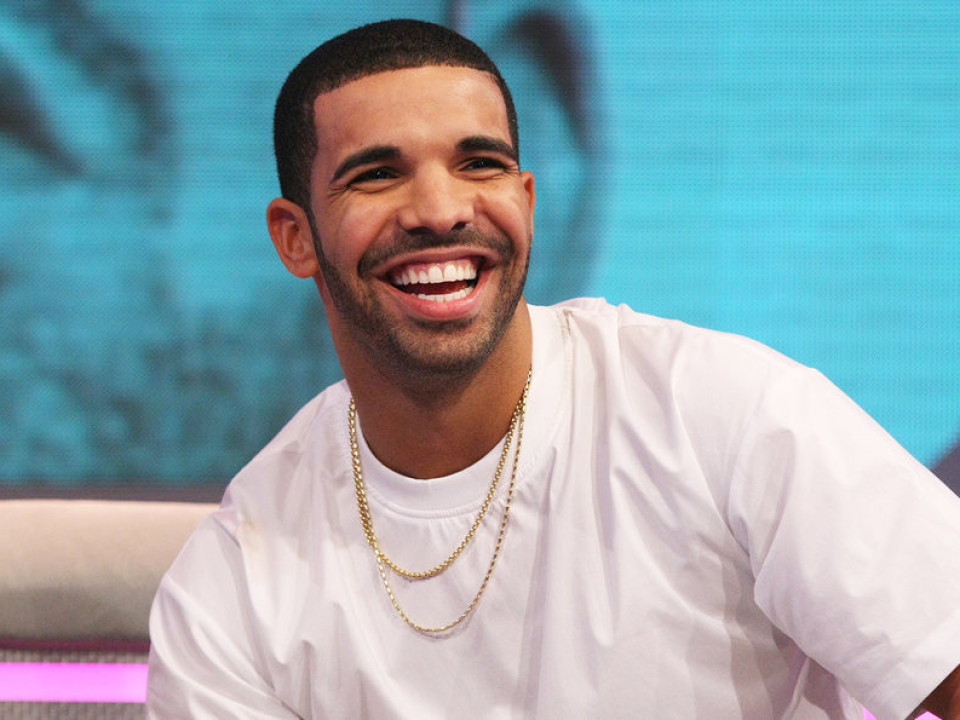 Drake devine primul artist din istorie care depășeste 50 de miliarde de stream-uri