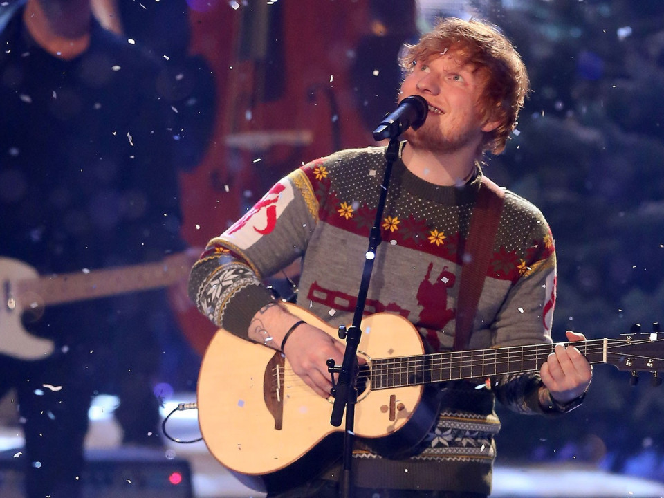 Nu există Crăciun fără Ed Sheeran! Artistul a lansat o piesă emoționantă de Sărbători