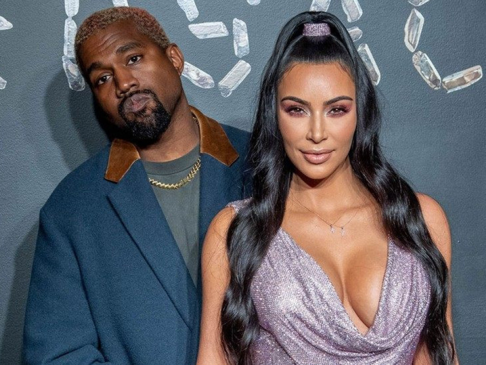 Kim Kardashian și Kanye West așteaptă al patrulea copil