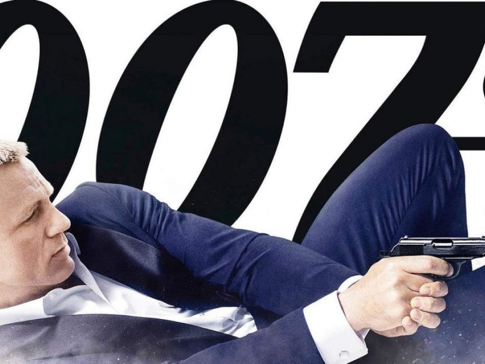 FOTO | Un cântăreţ celebru ar putea deveni viitorul James Bond