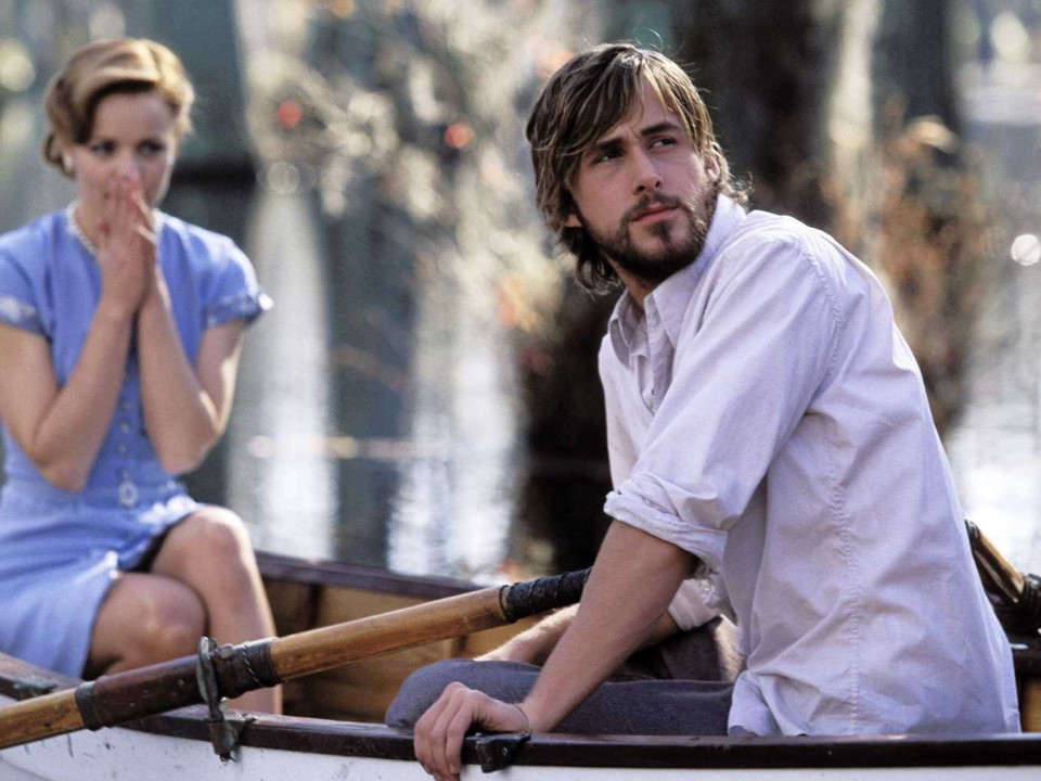 Ryan Gosling nu ar fi trebuit să apară în filmul „The Notebook”. Ce actor celebru trebuia să joace rolul principal!