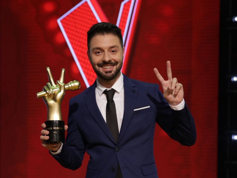 Ce mai face Bogdan Ioan, câştigătorul concursului "Vocea României"?