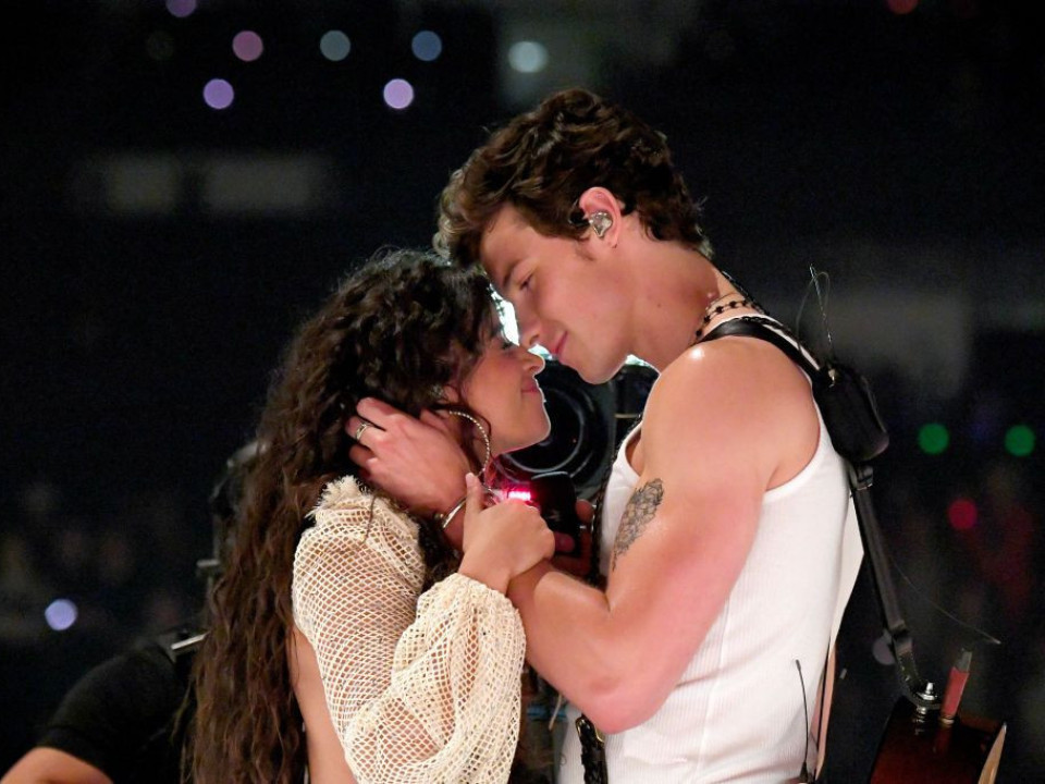 VIDEO | Shawn Mendes și Camila Cabello, cel mai sexy moment împreună pe scenă