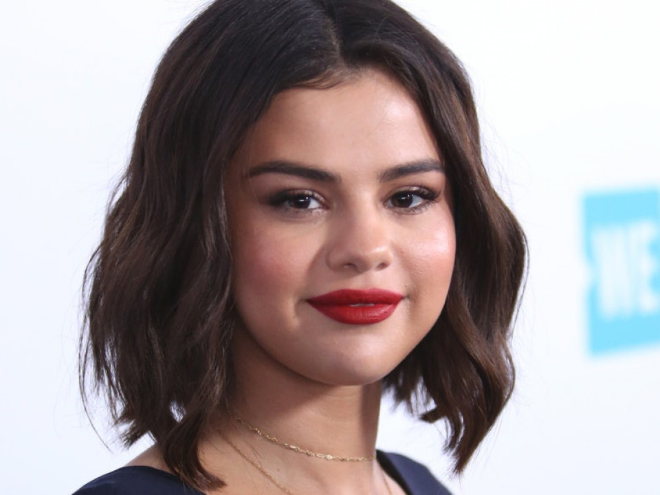Selena Gomez nu mai este cea mai urmărită persoană pe Instagram! Iată cine i-a luat locul!