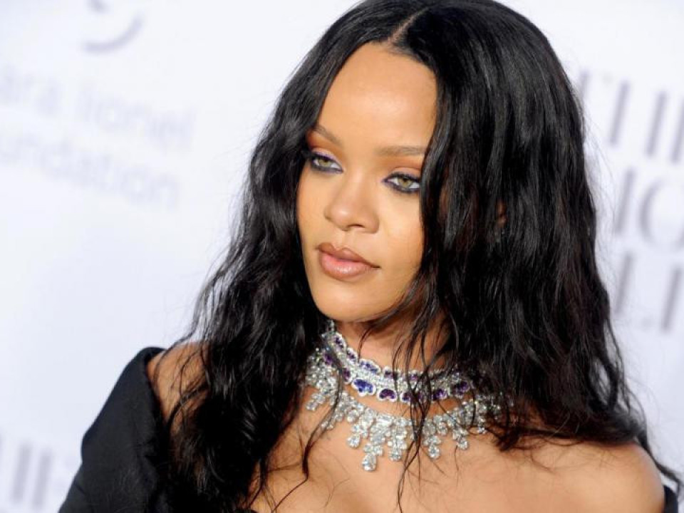 Rihanna și-a schimbat complet stilul de viață. Iată cine a influențat-o pe artistă! 