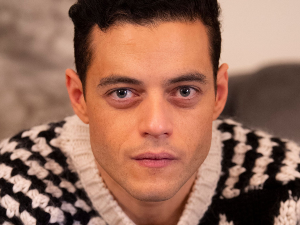 FOTO | Rami Malek nu poate să scape de pozele penibile din liceu. Cum arăta actorul în adolescență!