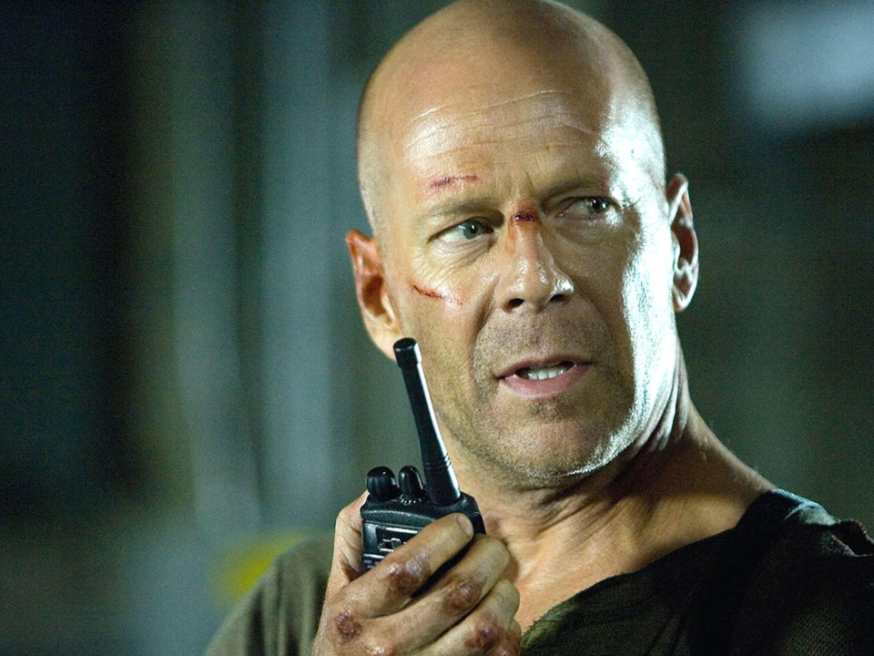 VIDEO | „Die Hard” revine? Ce mai pune la cale Bruce Willis!
