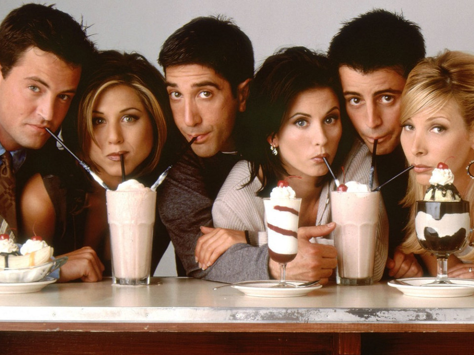 Vești bune pentru fanii serialului „Friends”. Actorii se reunesc pentru o continuare a producției!