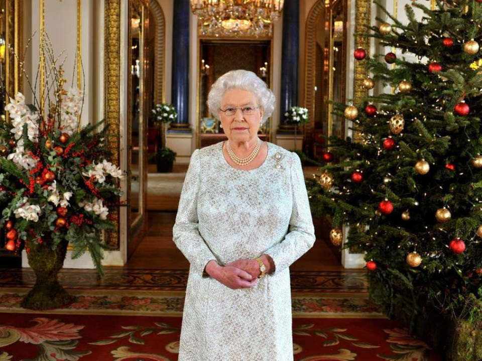FOTO | Cum arată brazii de Crăciun ai familiei regale. Iată cum a fost decorat Palatul Buckingham!