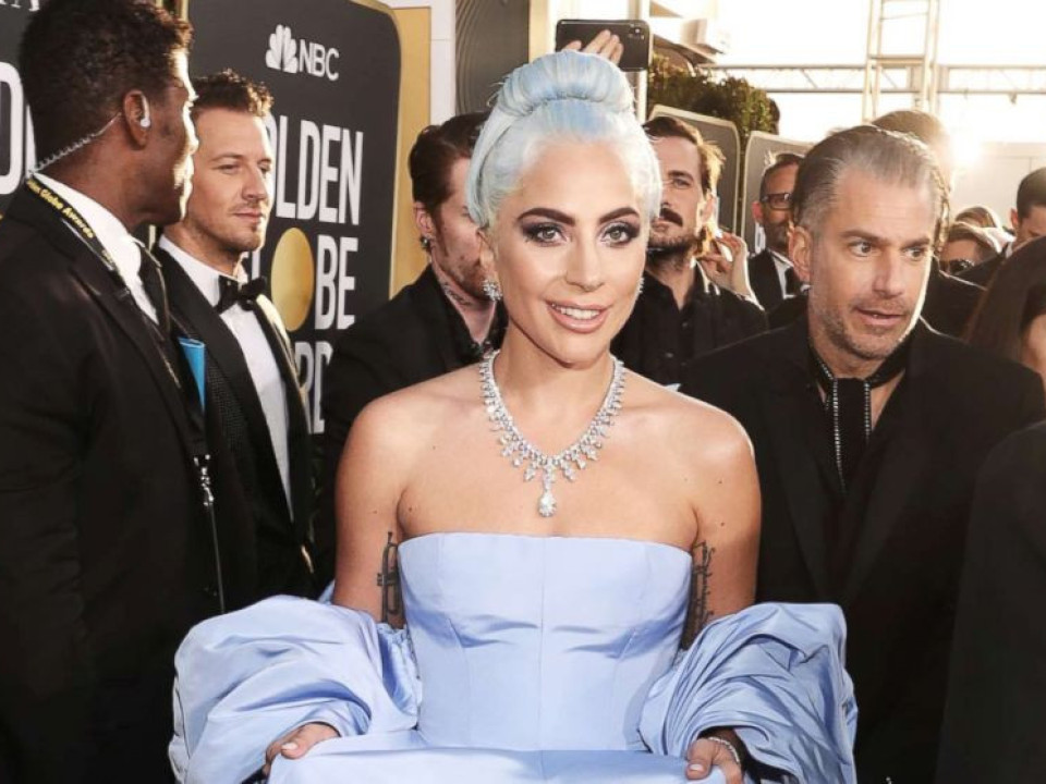 Ce actor celebru o consolează pe Lady Gaga după despărțirea de Christian Carino