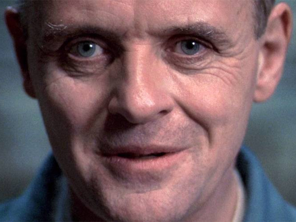 VIDEO | Anthony Hopkins îl imită pe Hannibal Lecter într-un clip care îți dă fiori!