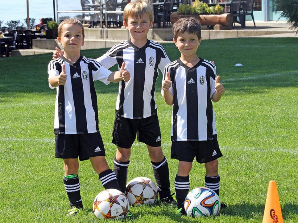 Juventus Torino Training Camp organizează prima tabără de fotbal pentru copii și adolescenți! 