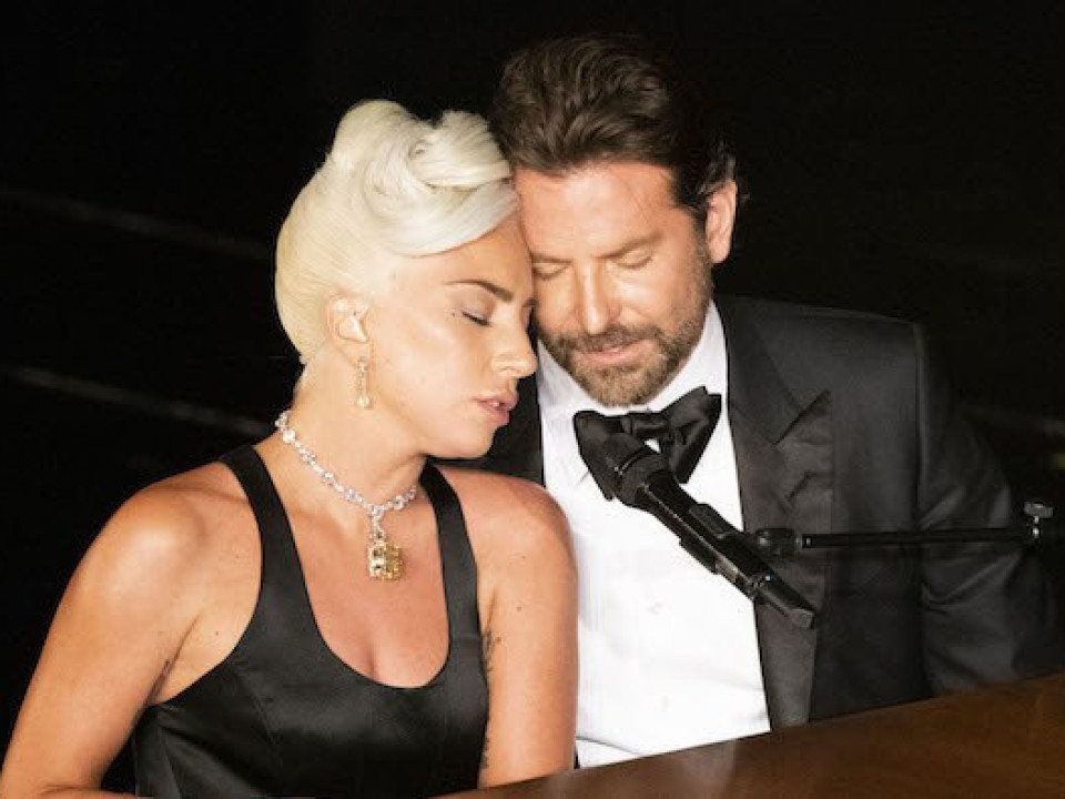 OSCAR 2019 | Prestația lui Lady Gaga și a lui Bradley Cooper, motiv de glume pentru internauți