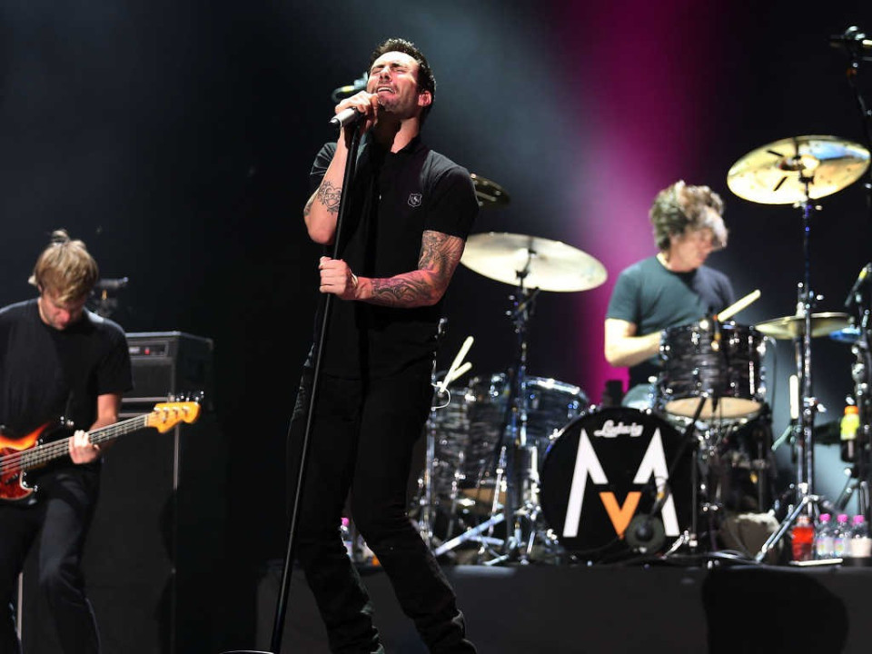 Scrisorile emoționante ale membrilor Maroon 5 din timpul turneului 