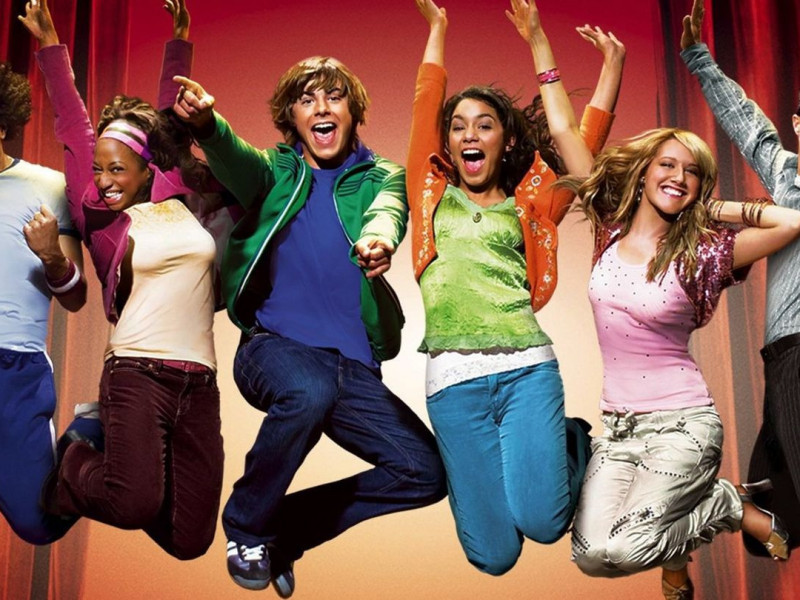 Actorii din „High School Musical”, întâlnire de gradul zero într-o conferință online