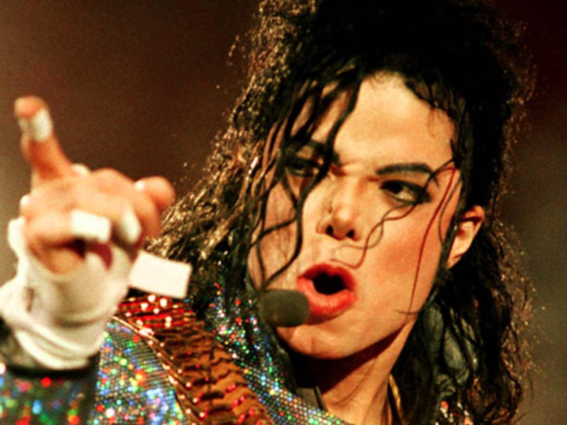 Michael Jackson ar fi împlinit astăzi 60 de ani! Iată ce surpriză a pregătit familia artistului pentru fani!