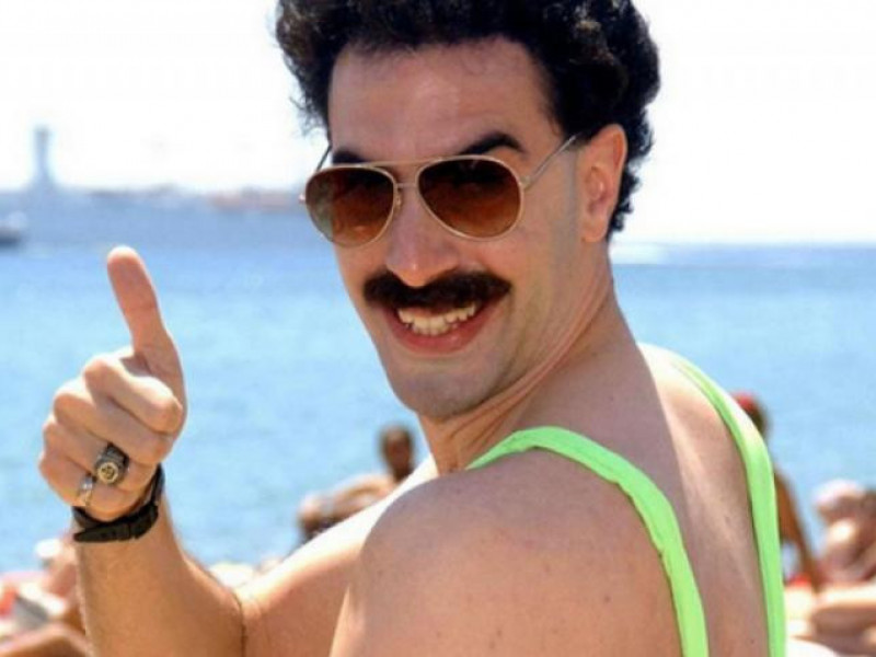 Sacha Baron Cohen, starul din „Borat”, acuzat de rasism de către un actor român. Cum s-a comportat vedeta hollywoodiană în România!