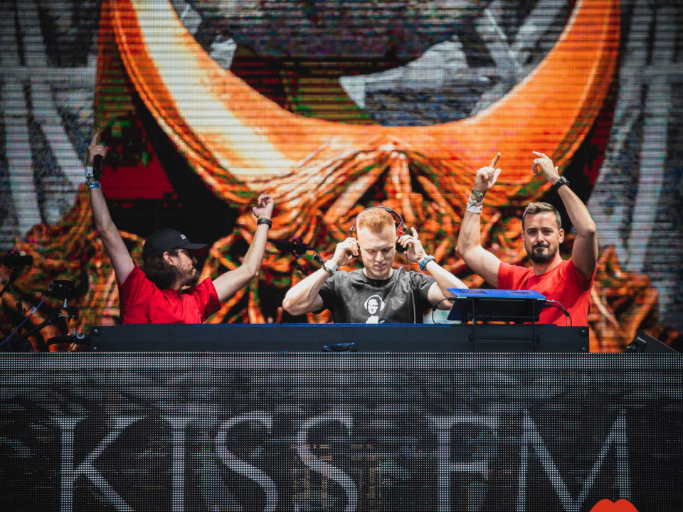 Partydul Kiss FM a deschis UNTOLD 2021, alături de Cosmin Richea, câștigătorul concursului „Fii DJ-ul nostru”: „A fost o experiență extraordinară!”