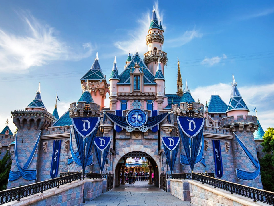 FOTO | Faimoasele castele Disney pe care le poți vizita și în viața reală 