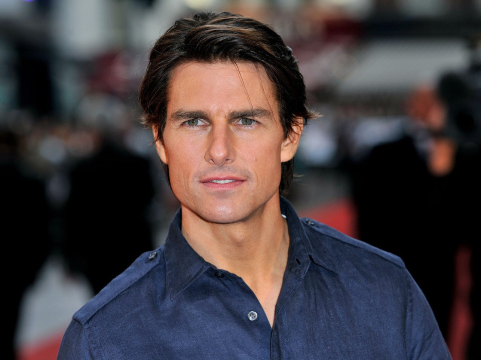 Trebuie să vorbim despre Tom Cruise! Ce s-a întâmplat cu fața actorului?