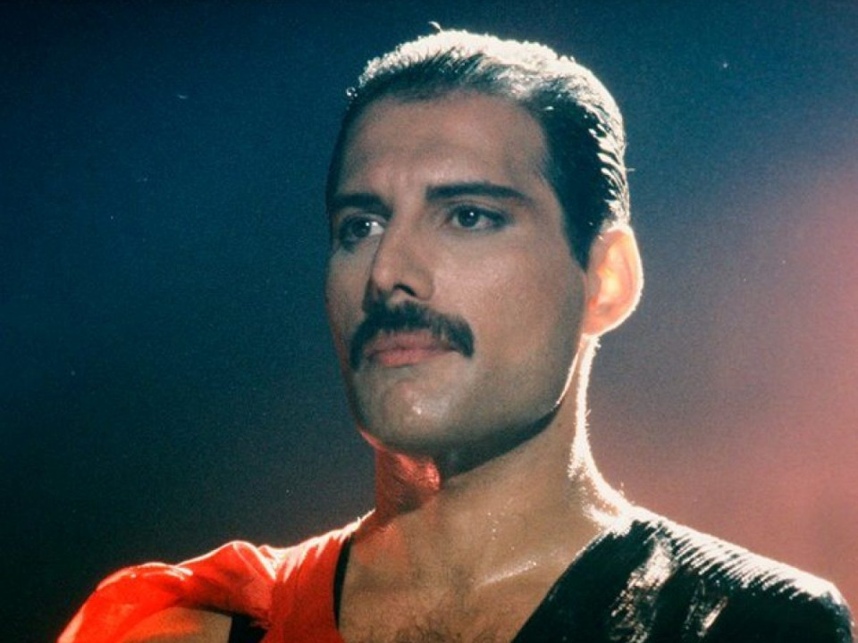 30 de ani de la moartea lui Freddie Mercury: un nou documentar despre ultimele luni din viaţa marelui artist