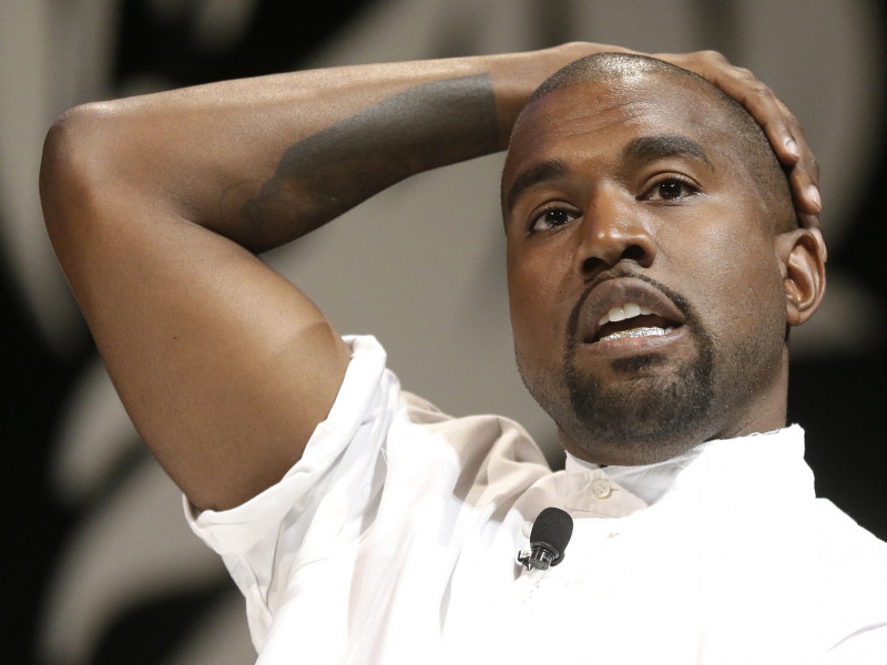 Kanye West, anchetat după ce a bătut un fan. Un martor a filmat tot!