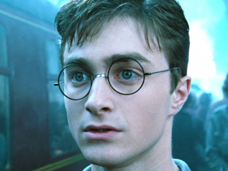 Daniel Radcliffe, transformare totală pentru un nou rol. Îl recunoști?