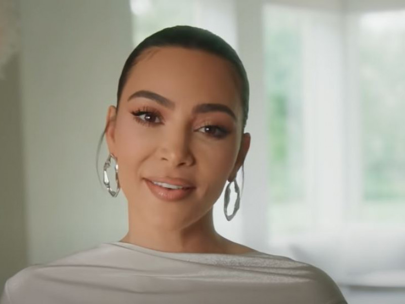 Kim Kardashian oferă curioșilor un tur al casei sale, după despărțirea de Kanye West, într-un video inedit
