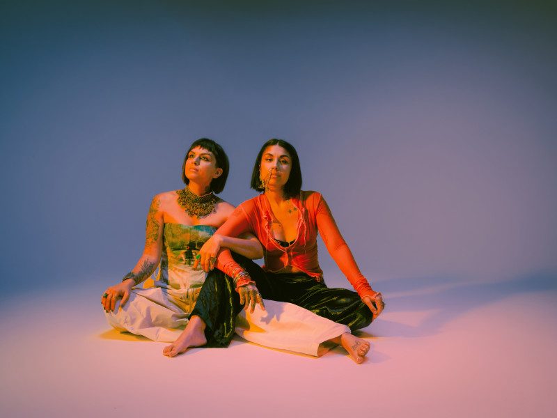 Krewella, un duo electro de surori, în premieră în această vară la Neversea