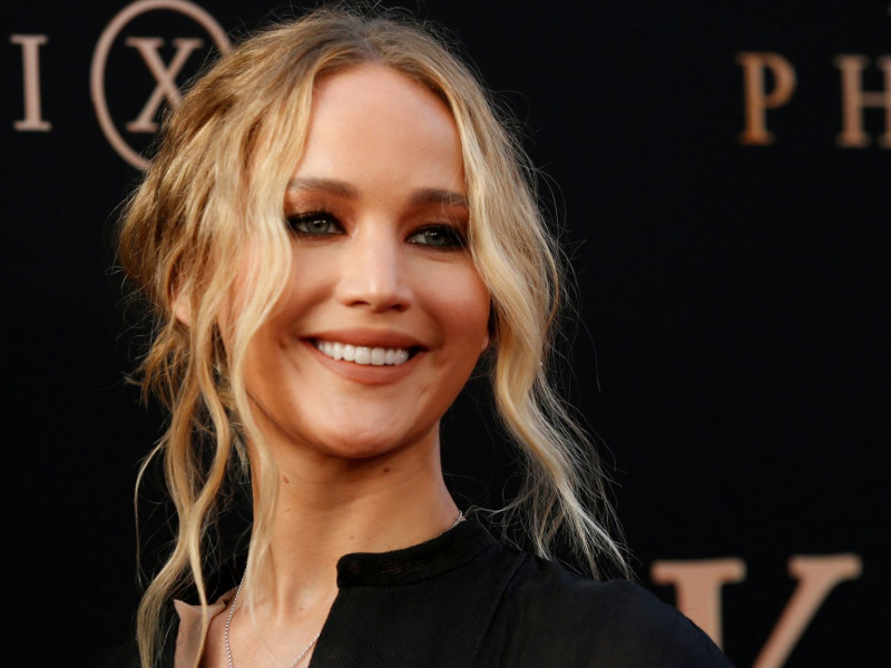 Jennifer Lawrence a devenit mamă - actrița a născut primul ei copil