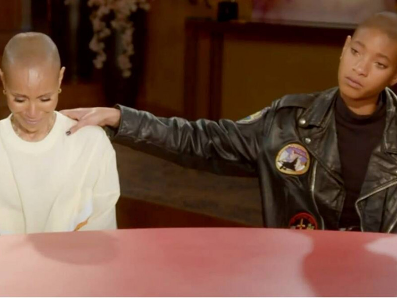Jada Pinkett Smith lansează trailer-ul emisiunii sale „Red Table Talk”, după scandalul provocat de Will Smith la premiile Oscar