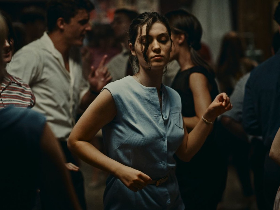 "L'événement", filmul care a câștigat Leul de Aur la Veneția 2021, cu o româncă în rolul principal, din 24 iunie în cinema