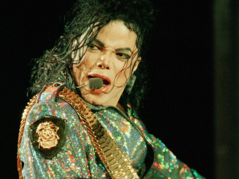 Un nou documentar despre Michael Jackson vrea să demonstreze dependența acestuia de droguri