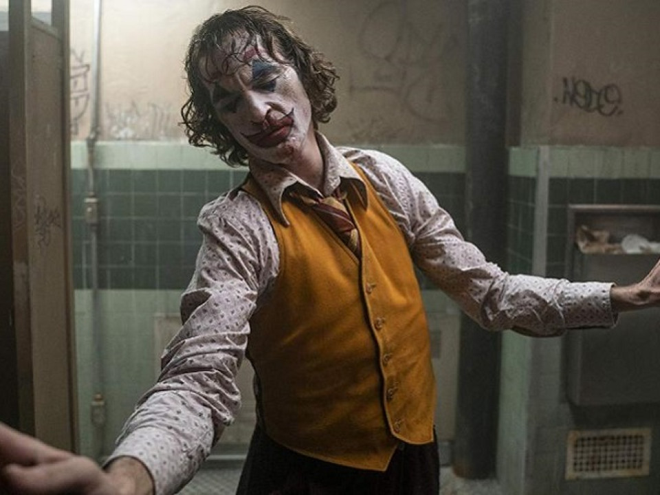 Prima poză cu Joaquin Phoenix în filmul „Joker 2”