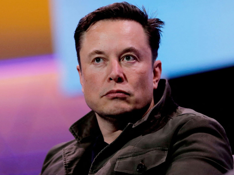 Elon Musk vrea să renunțe la funcția de CEO Twitter dacă găsește un înlocuitor