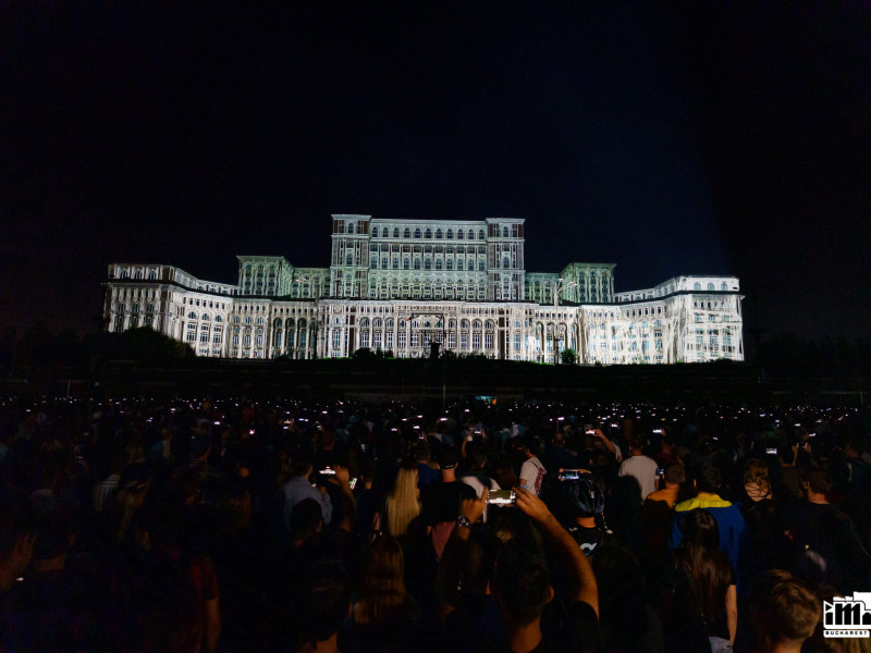 Sâmbătă, 23 septembrie, iMapp Bucharest vă oferă 12 ore  de artă, tehnologie și bună dispoziție în Piața Constituției