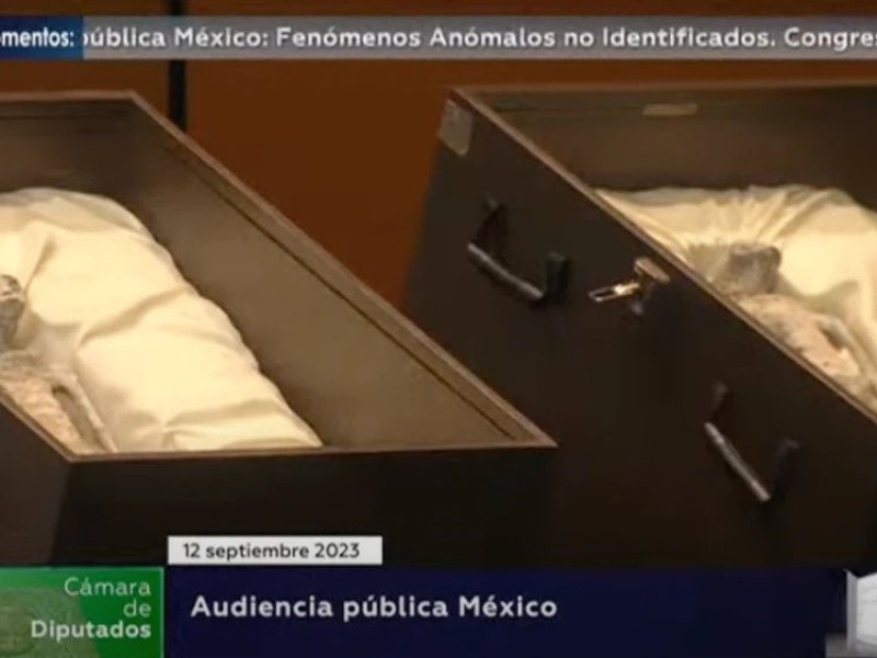 Cum doamne iartă-mă au ajuns „cadavre extraterestre” în parlamentul din Mexic